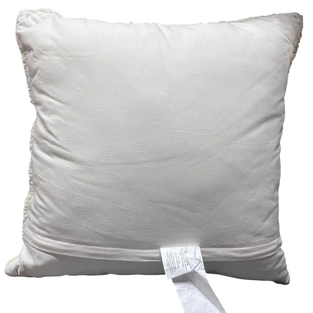 Bear Hooked Throw Pillow 18x18 Polyfill C&F‎ Winter Cabin Lodge Farmhouse Rustic